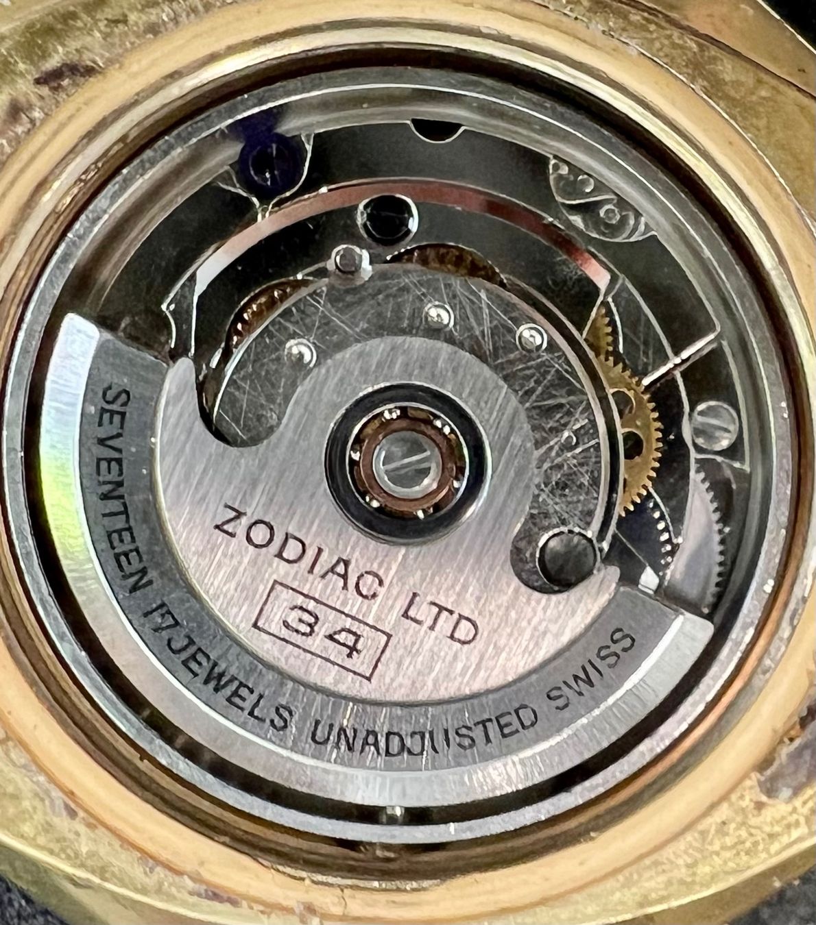 Zodiac Montres: Zodiac plaqué or Automatic date – D'occasion à Sion par ROBY_ROBY_ROBY 7