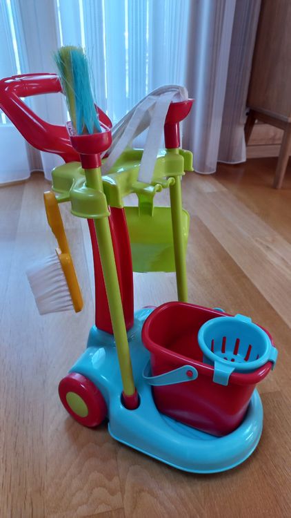 Giocattoli: Kinder Putzwagen Set Spielzeug ab 2 Jahr – Usato da Leukerbad venduto da vwgolf01