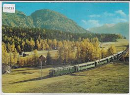 Rhätische Bahn - Schnellzug in der Herbstlandschaft von Davo