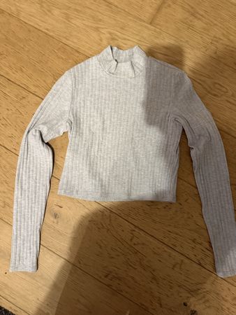 Pullover H&M grau Kragen Grösse S guter Zustand