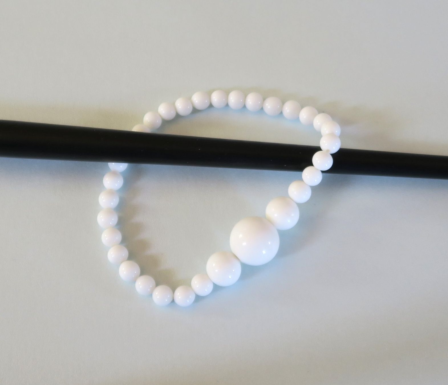 Bracciali & Braccialetti: Armband Glasperlen weiss – Usato da Brittnau venduto da marlenestone 2