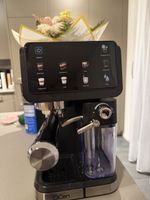 QCen Espressomaschine mit Touchscreen schwarz NEU
