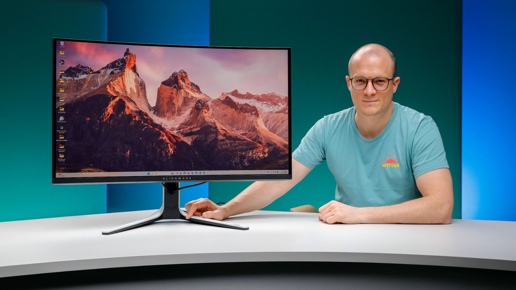 Dell Monitor: Dell Alienware AW3225QF 3840 x 2160 Pixel, 32" – Nuovo (secondo la descrizione) da Wetzikon ZH venduto da ShopFaster 1