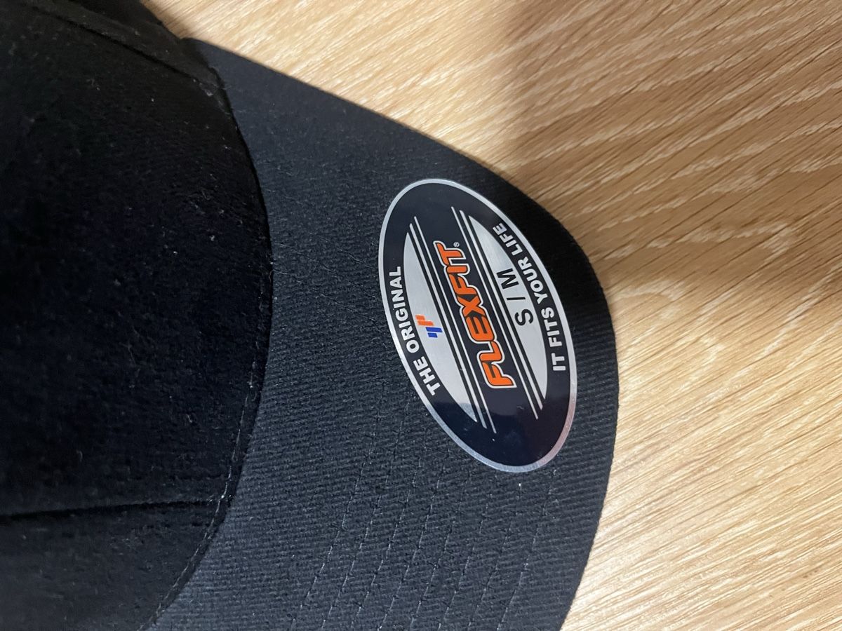 Flexfit Autres vêtements garçon: Flexfit Cap – Neuf (Voir description) à Sarnen par flo_25mp 1