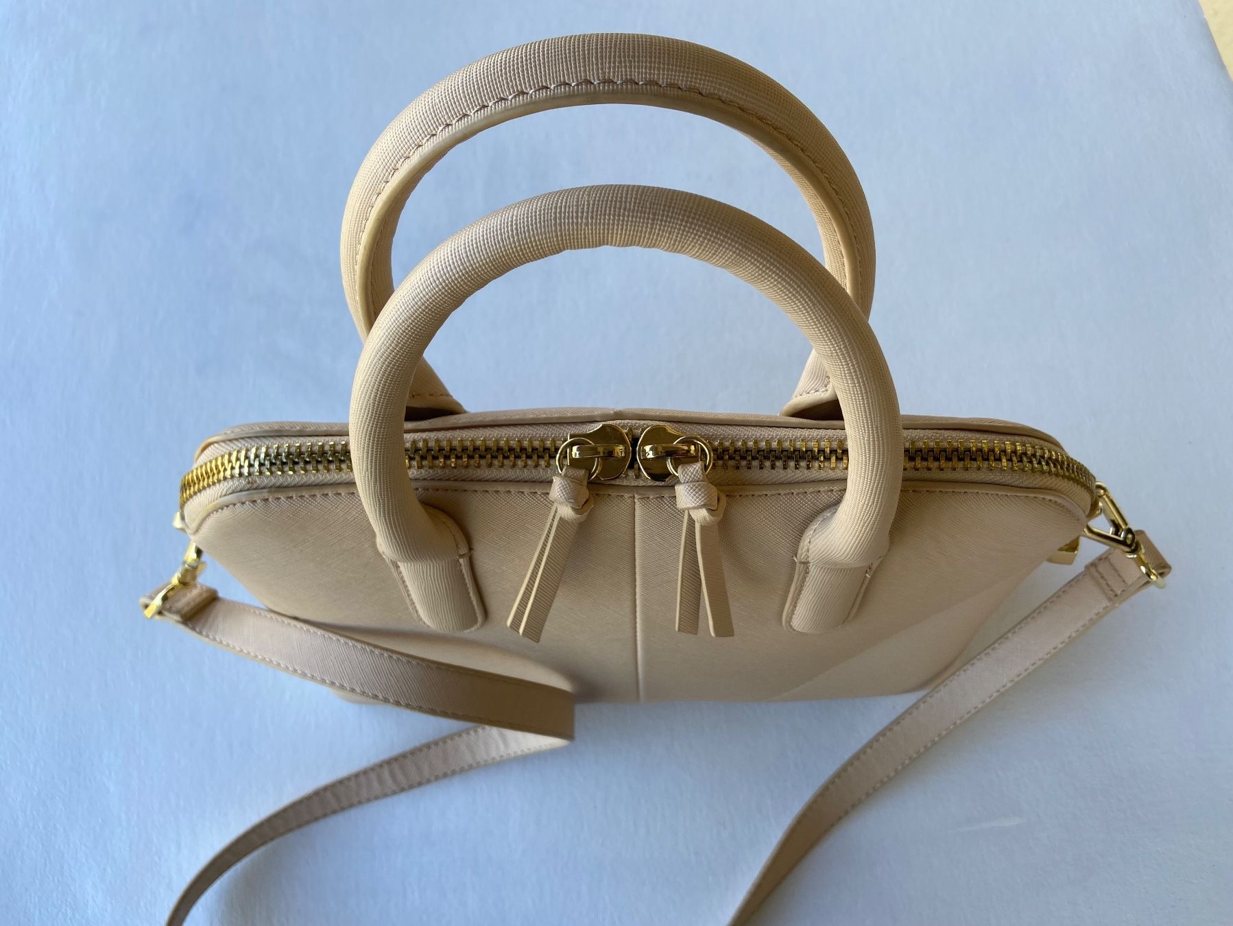 Borse da donna: Elegante Handtasche beige – Usato da Lenzburg venduto da han_bx8b 2