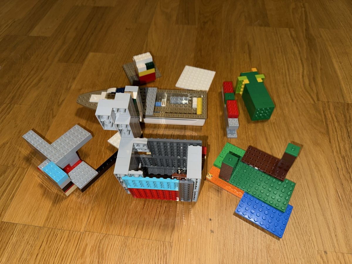 Lego Spielzeuge: Lego div Steine – Gebraucht aus Basel von momo.st 2