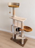 Grand arbre à chat avec niche, hamac et griffoirs