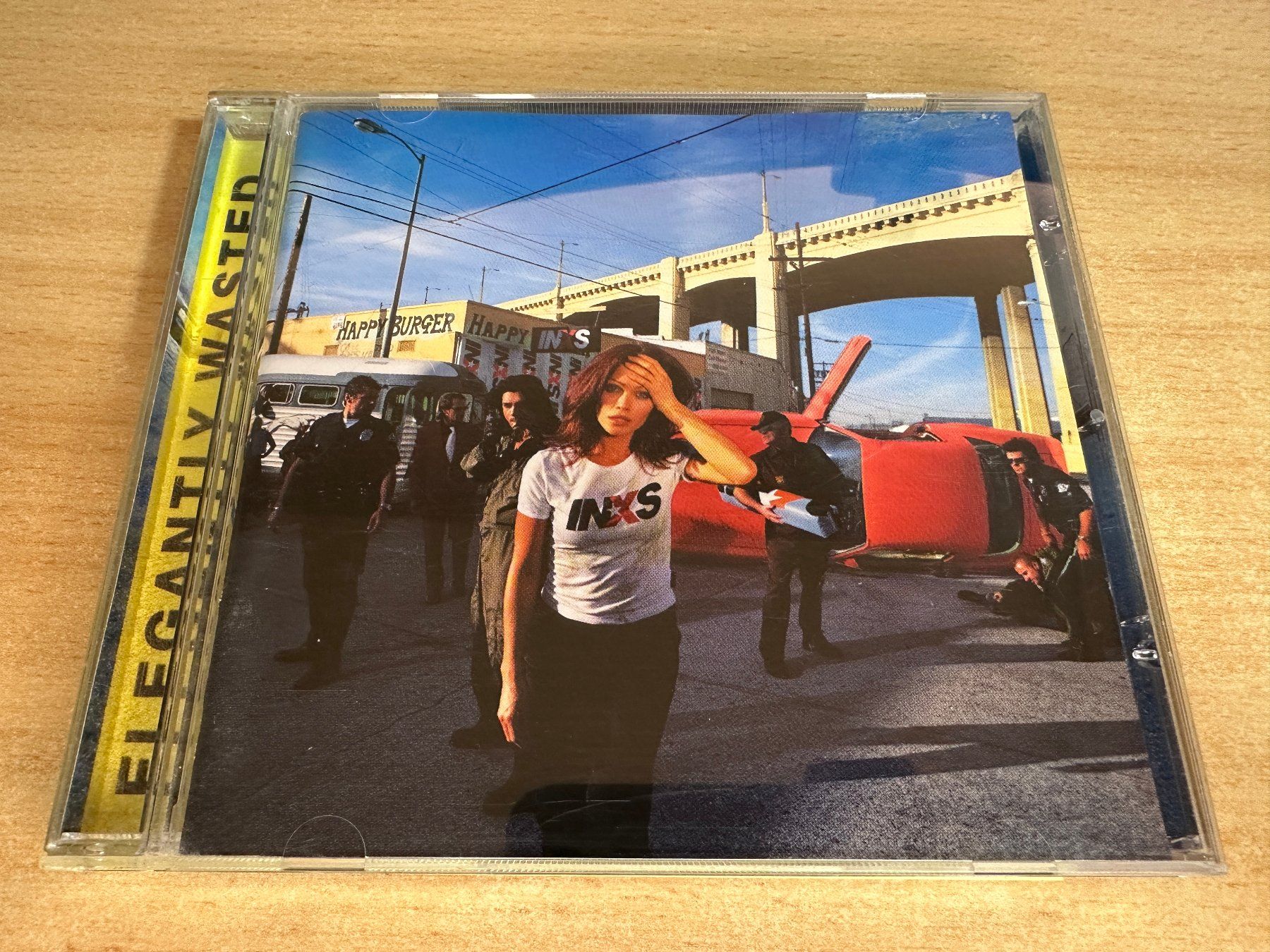 CD: L8 INXS – Elegantly Wasted – Usato da Rikon im Tösstal venduto da Alpenmutz