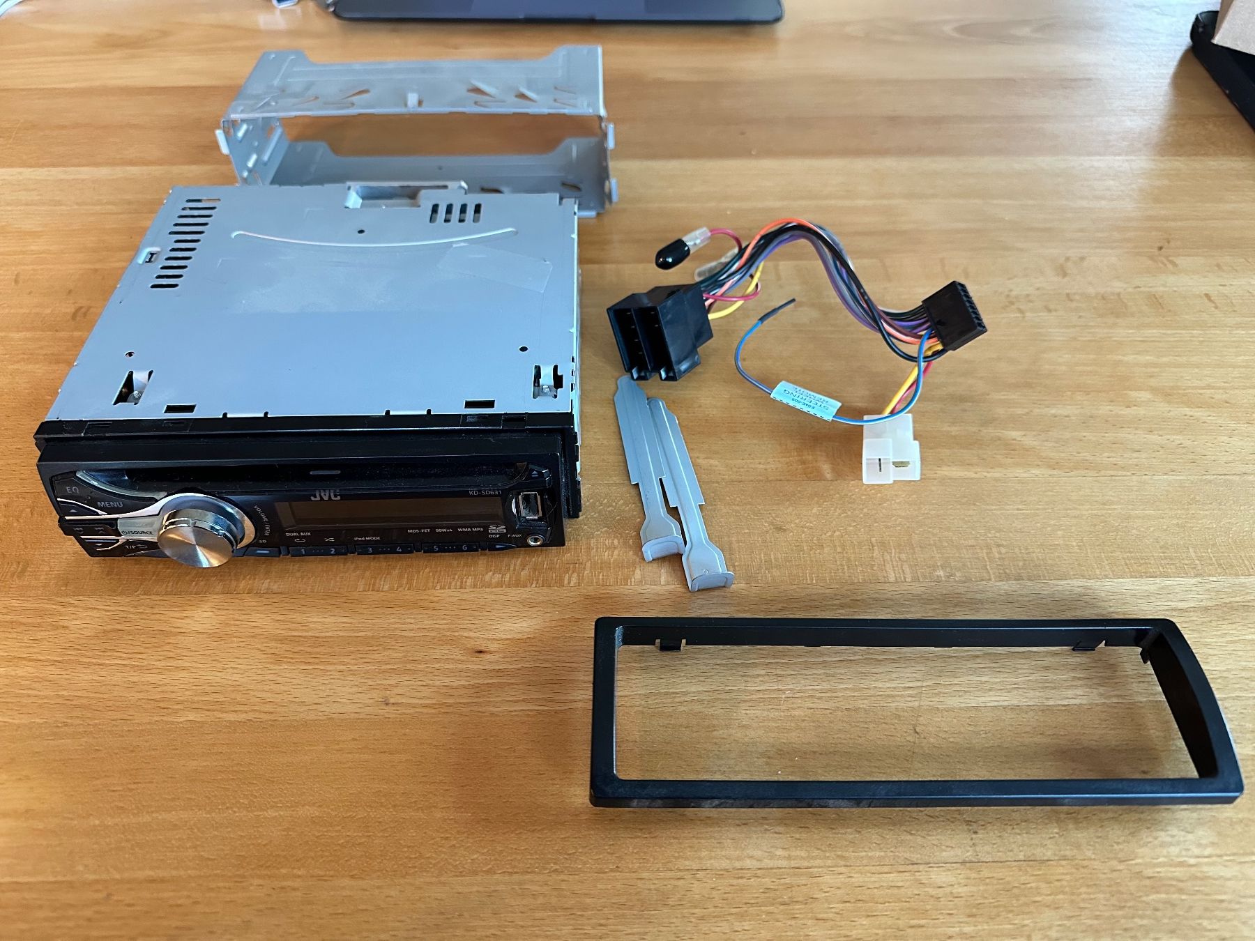 JVC Lettore multimediale & Streamer: Autoradio mit CD JVC KD-SD631 – Usato da Zeiningen venduto da Luft59 2
