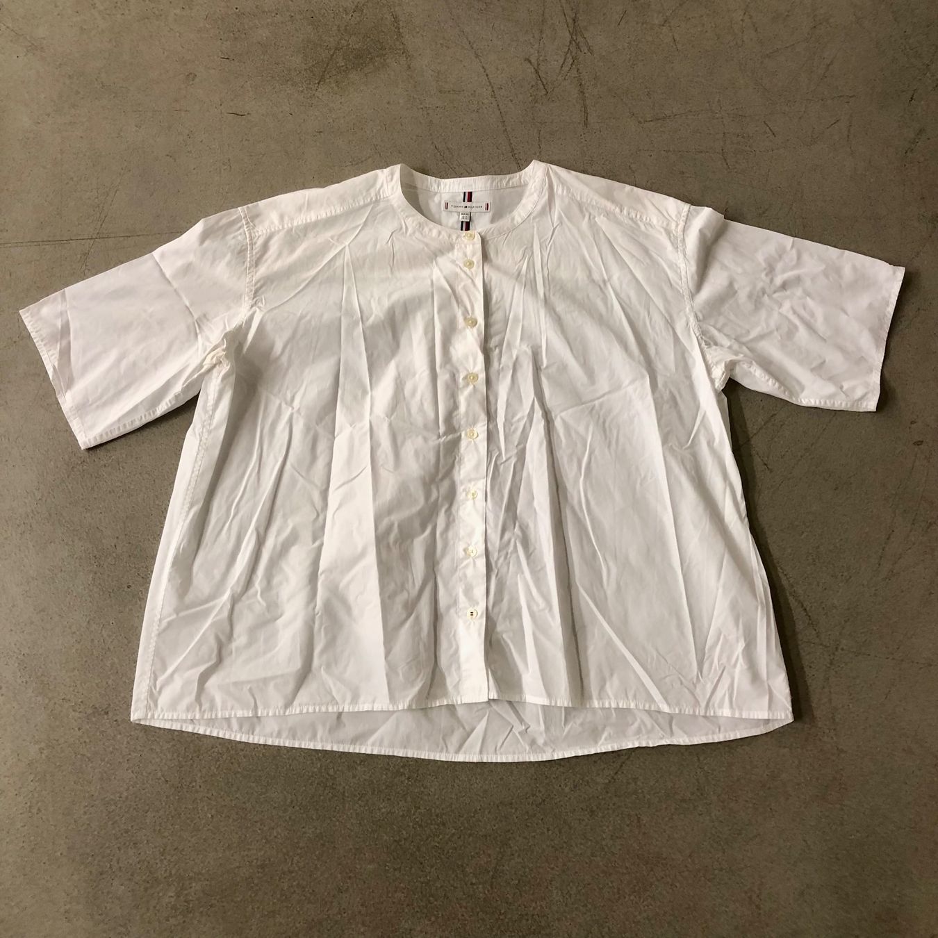 Tommy Hilfiger Camicette: Tommy Hilfiger Bluse weiss Kurzarm, Grösse 40 – Usato da Brienz BE venduto da Kokolea84 4