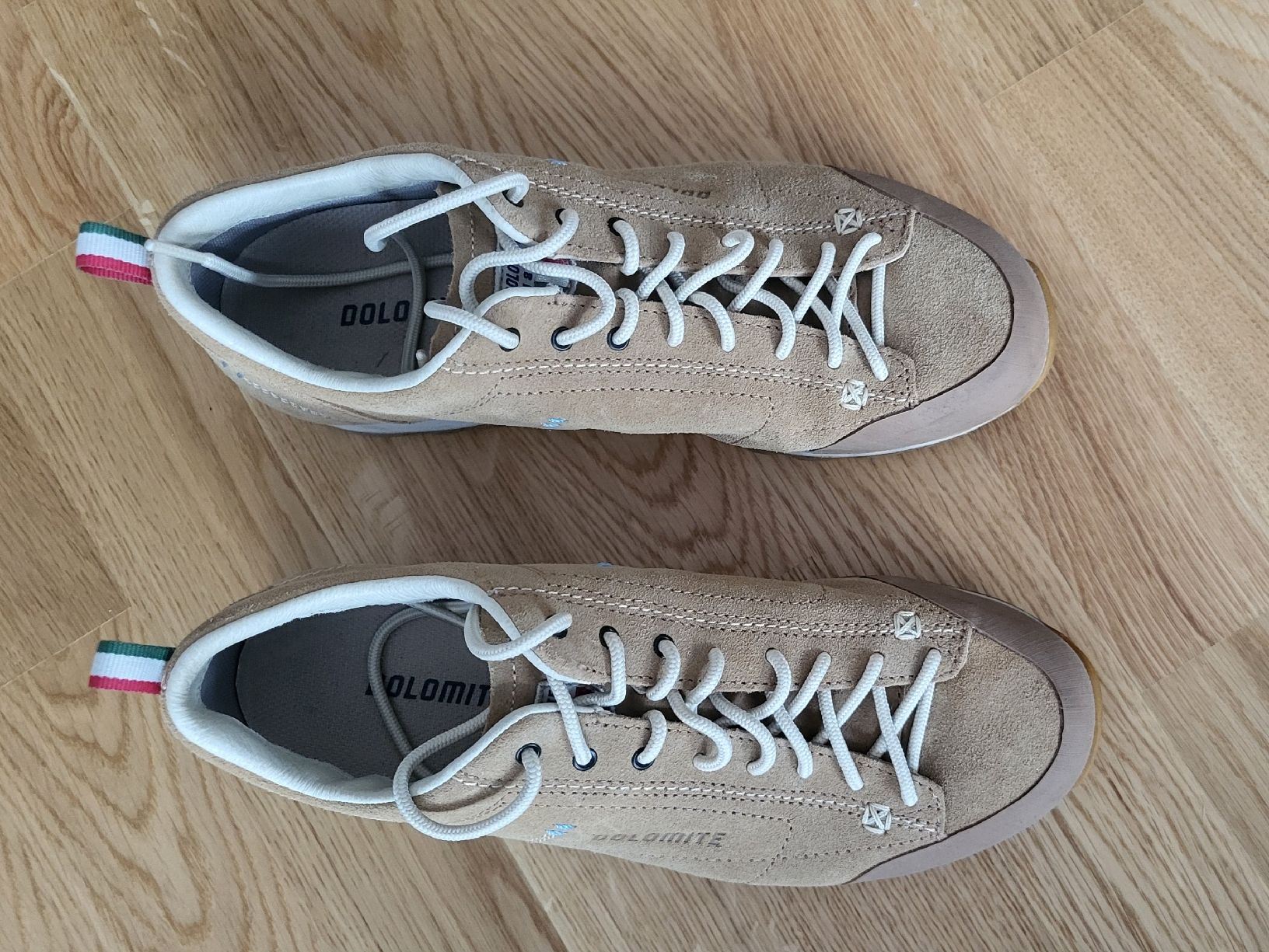 Dolomite Scarpe da uomo: Dolomite 54 Low, Freizeitschuhe - Gr. 40 NEU – Nuovo (secondo la descrizione) da Thun venduto da _andi 3