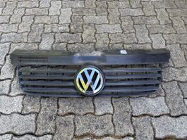 VW T5 Frontgrill mit VW Emblem