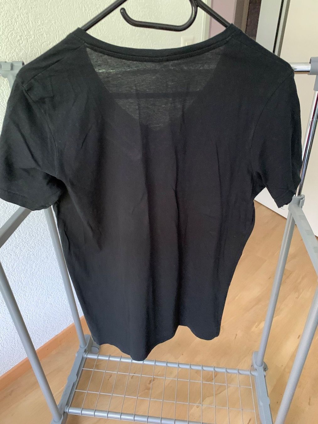 T-shirt: Tshirt mit Hula Palu Aufschrift – Nuovo (secondo la descrizione) da Eichberg venduto da Jaasaa96 1