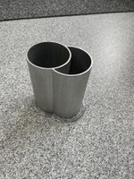 Weinkühler aus Aluminium mit Eisfach