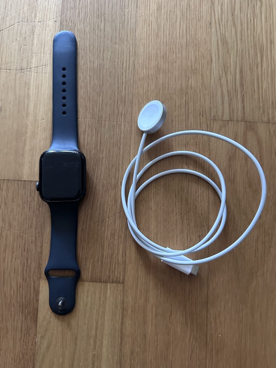 Apple Smartwatch: Watch Series 8 GPS – Gebraucht aus Kriens von Savas04 2