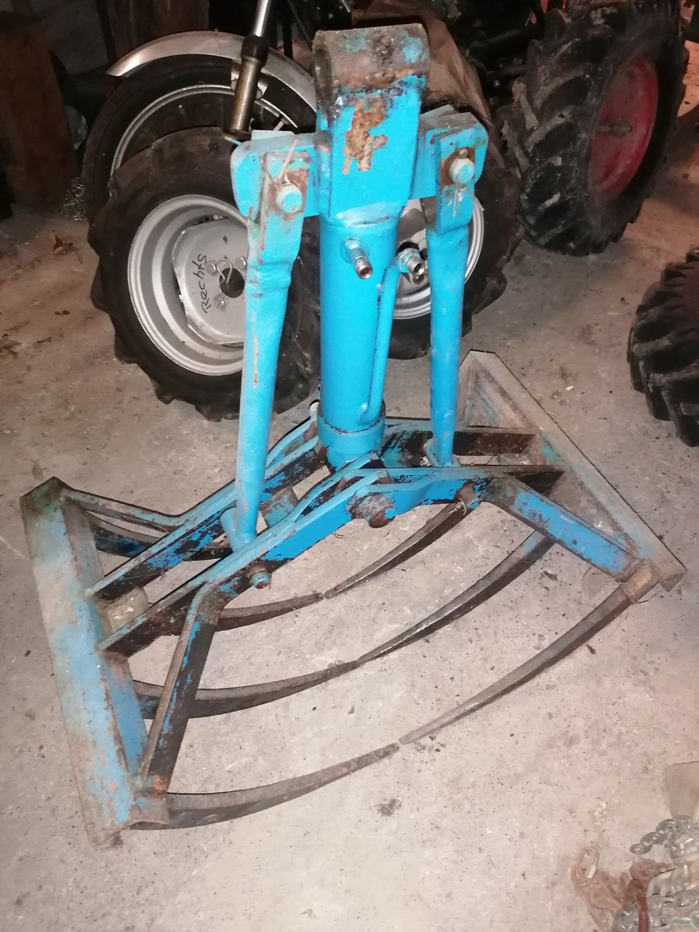 Tutte le macchine: Mistkran, Bagger – Usato da Flumserberg Bergh venduto da rowifl 2