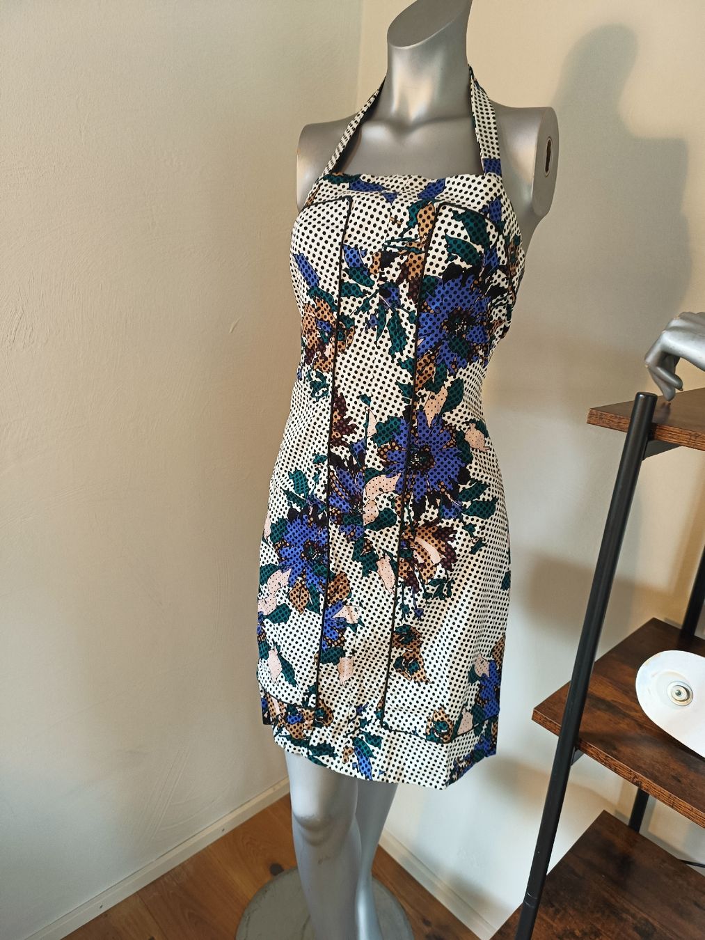 Vestiti: Robe d'été Sacada – Usato da Chamoson venduto da Yuriyaa