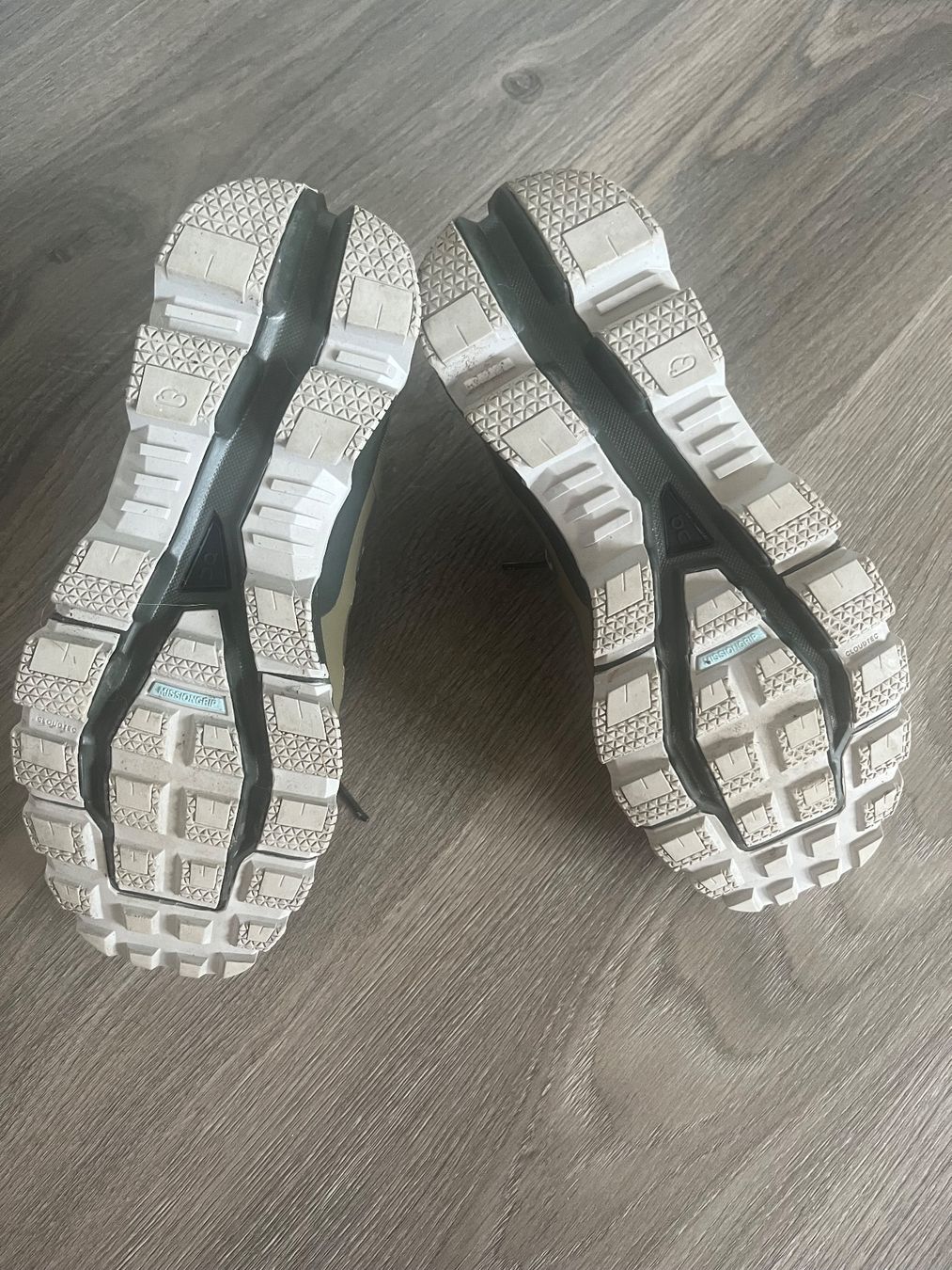 On Damenschuhe: On cloudventure shoes 38.5 – Gebraucht aus Bôle von lau_wc66 4