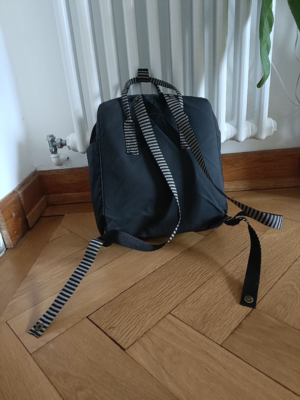 Fjällräven Zaini: Sac à dos Fjällräven noir – Usato da Vaulruz venduto da O_DDM 2