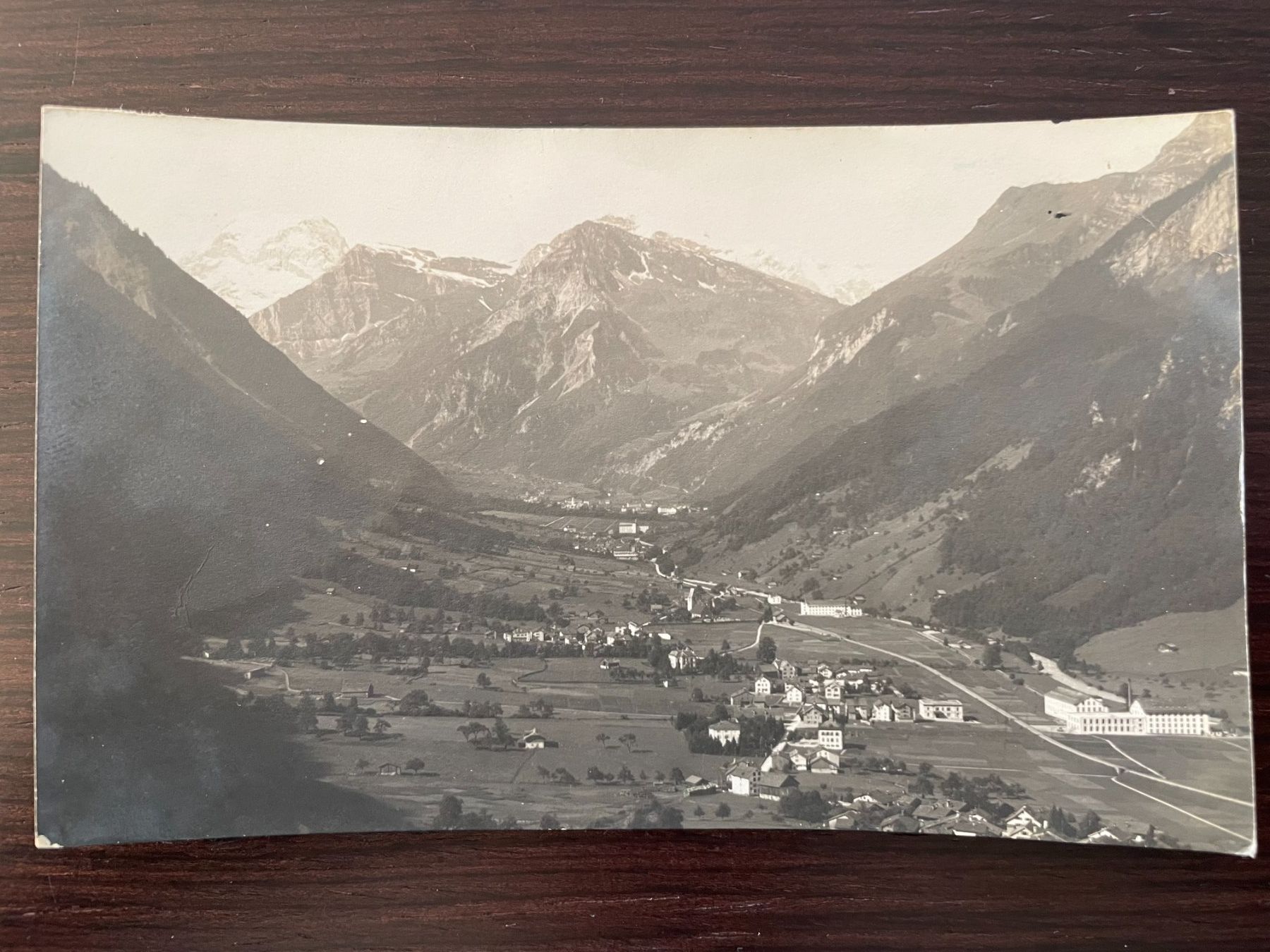 Cartoline postali: DIESBACH (GLARUS SÜD) Dornhaus, Fabrik, 2 Ansichtskarten – Usato da Wald ZH venduto da TLILEF 1