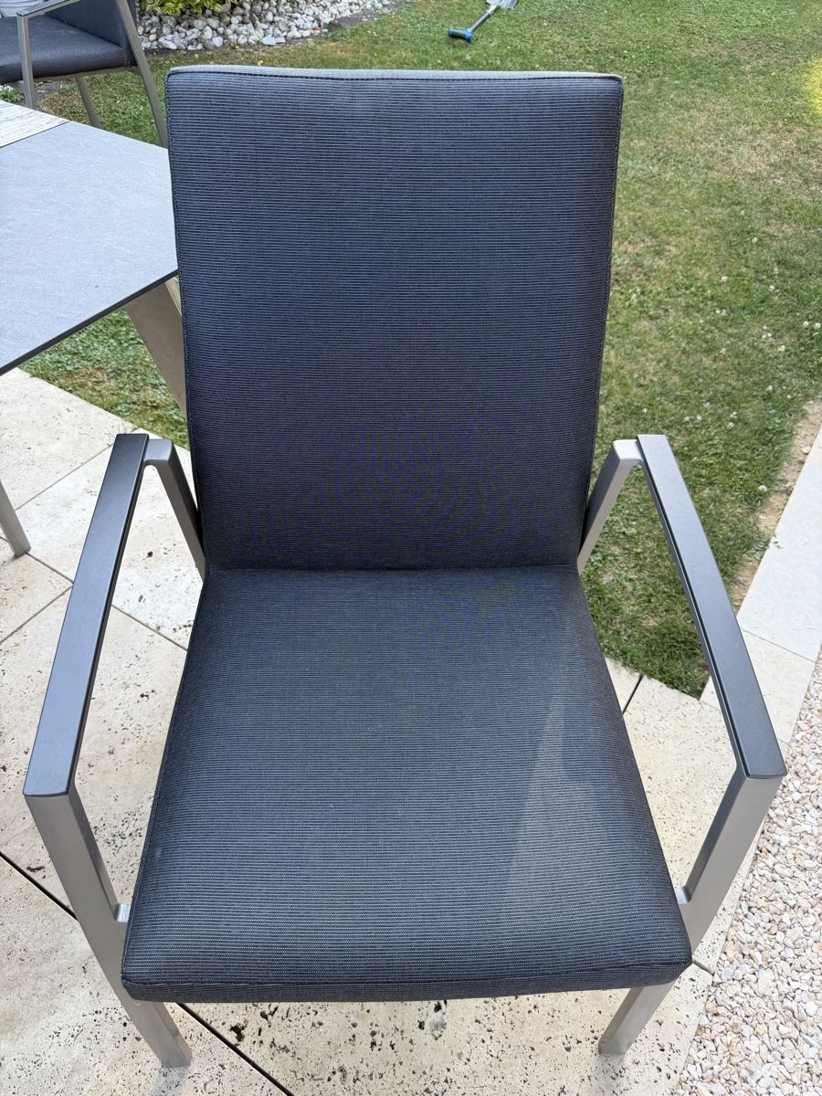 Set di tavolo e panche: Gartentisch mit 6 Stühlen – Usato da Gipf-Oberfrick venduto da nobi97 5