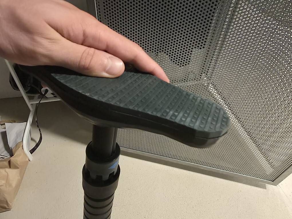 Hometrainer: Klimmzugstange / Portable Pull-Up Bar  neuwertig – Gebraucht aus Hunzenschwil von lev_s98q 1