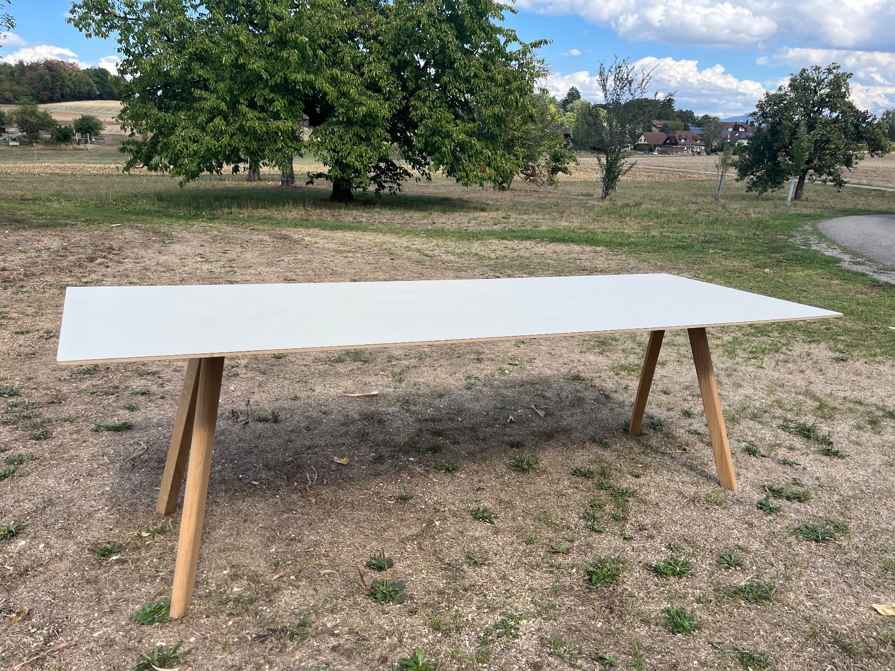 Tables: Designer Tisch – D'occasion à Allmendingen b. BE par juair 1