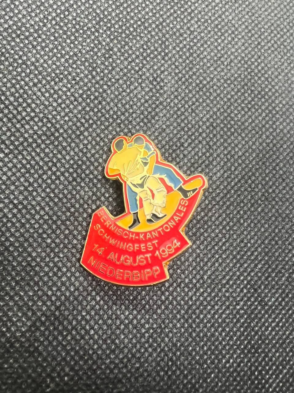 Placchette & Badge: Anstecker Schwingfest Niederbipp 14. August 1994 – Usato da Dietikon venduto da kRizzzZy96
