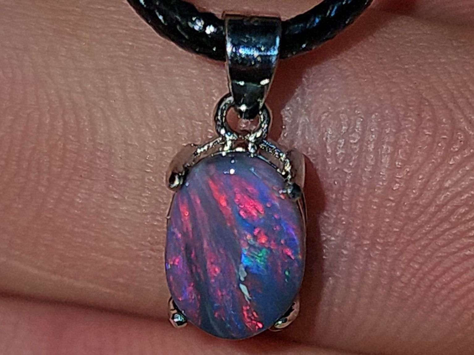 Pietre preziose: Natürlicher australischer Blackopal Silber-Anhänger – Nuovo e nell'imballaggio originale da Uerkheim venduto da Winwinner 1