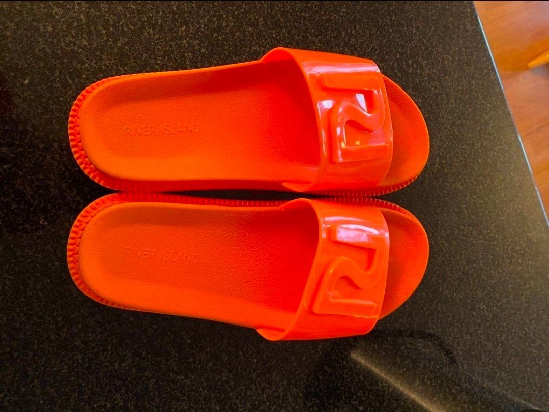 Scarpe da donna: River Island Pantolette flach orange G37 – Usato da Embrach venduto da georgiana