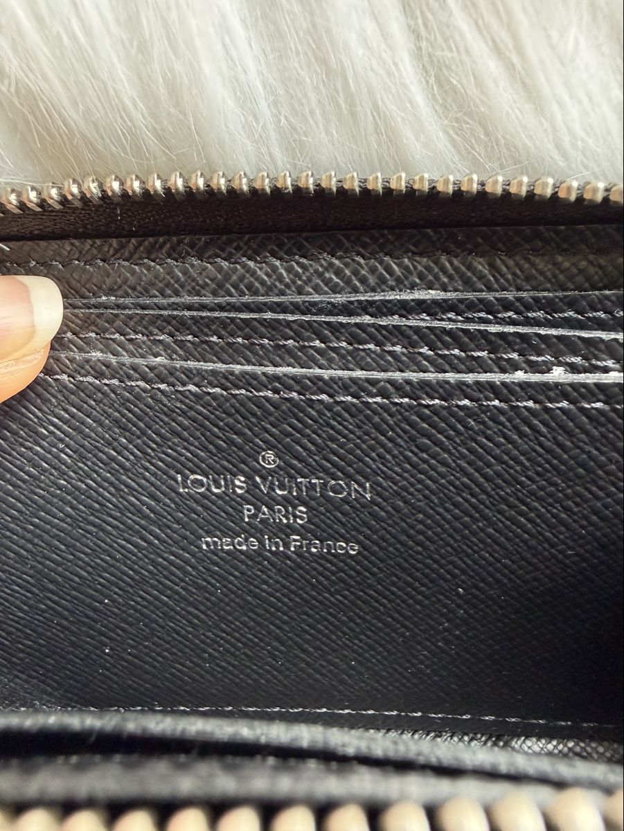 Louis Vuitton Brieftaschen: Louis Vuitton Zippy Coin Damier Graphite – Gebraucht aus Zürich von but_jgl8 4