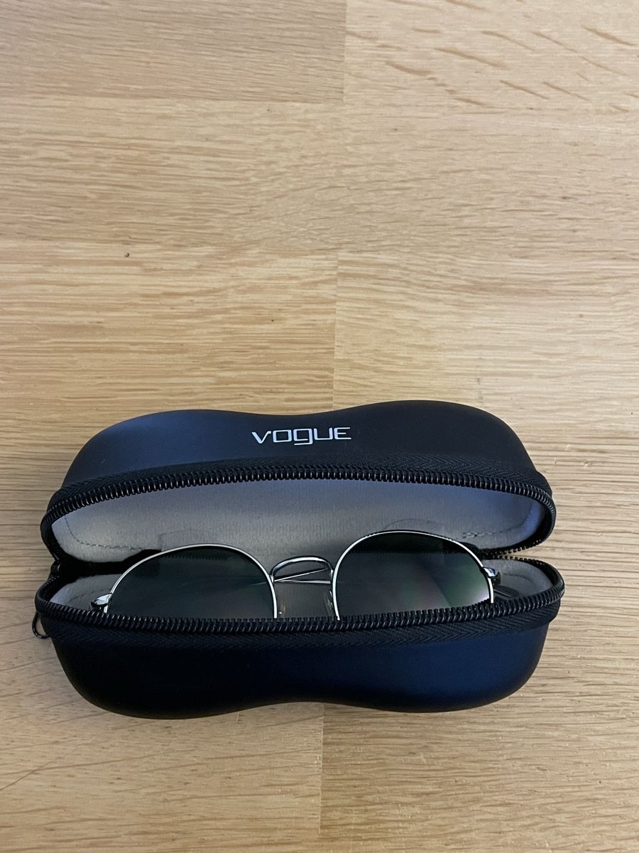 Vogue Occhiali & Lenti: Sonnenbrille Vogue – Usato da Oberwil BL venduto da tomoag 3