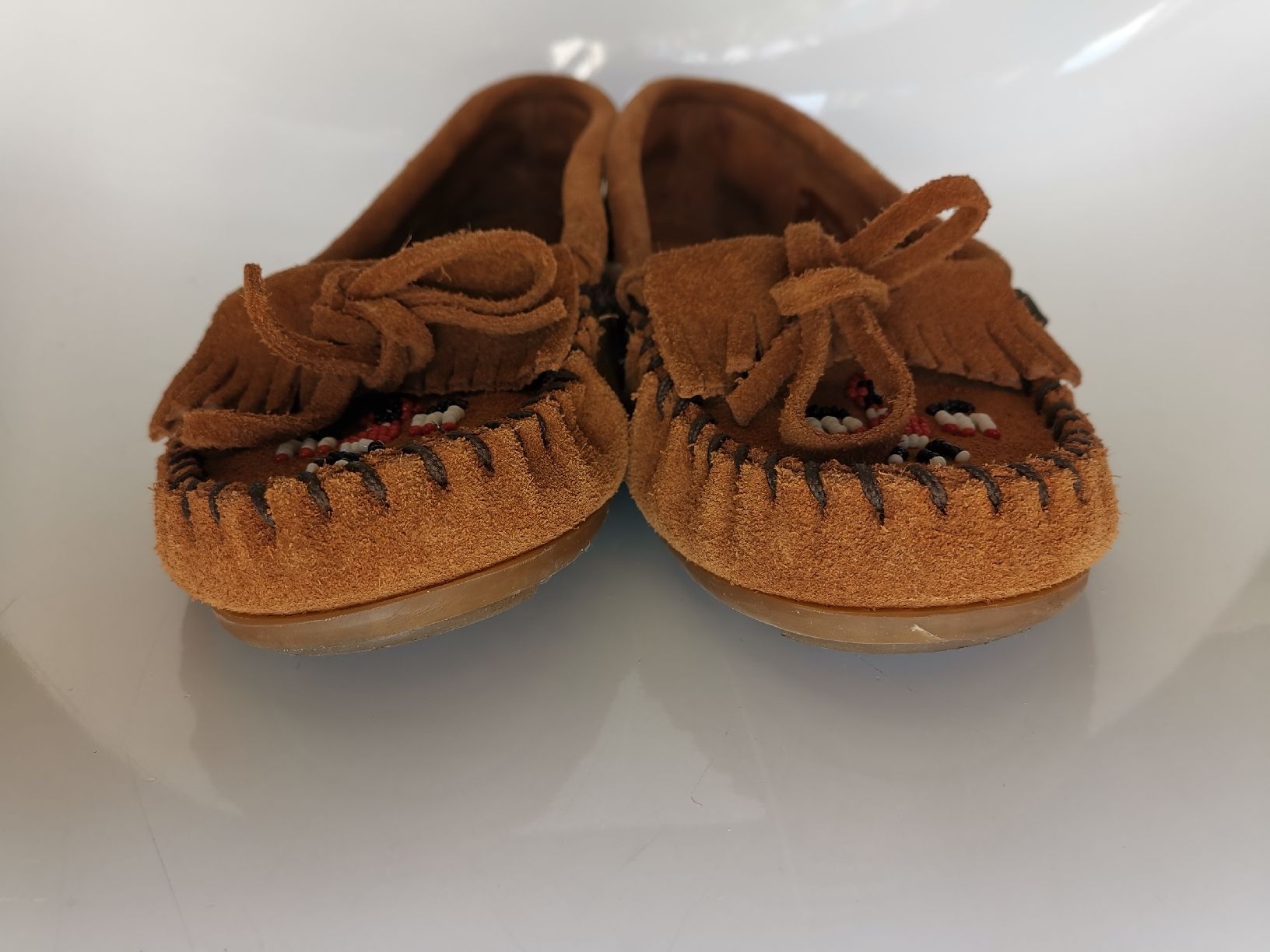 Scarpe da donna: Minnetonka Moccasins  – Nuovo (secondo la descrizione) da Uerikon venduto da pink_flamingo 4