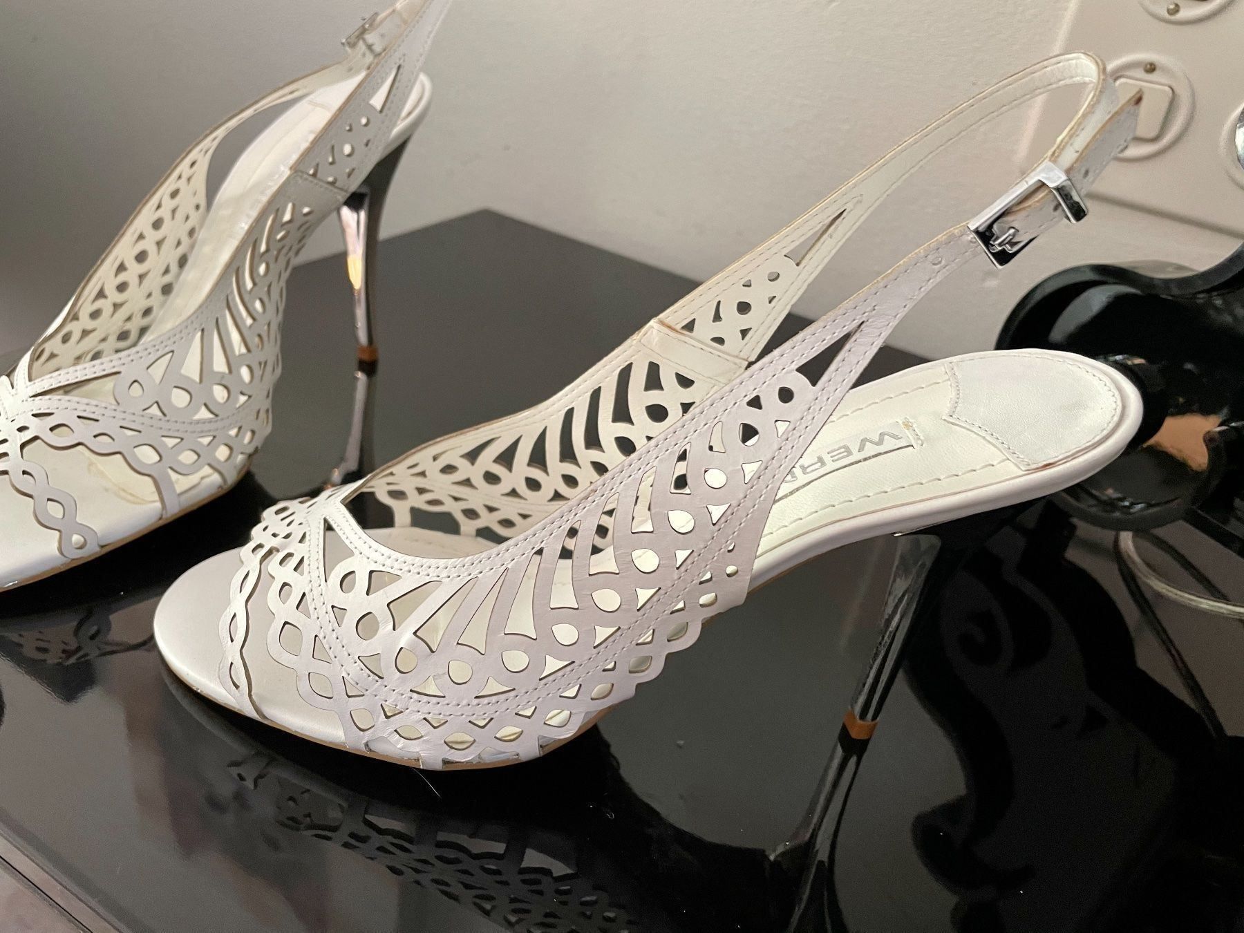 Walder Scarpe da donna: Edelpumps in Weiss / 39 – Nuovo e nell'imballaggio originale da Spreitenbach venduto da Jessy8 1