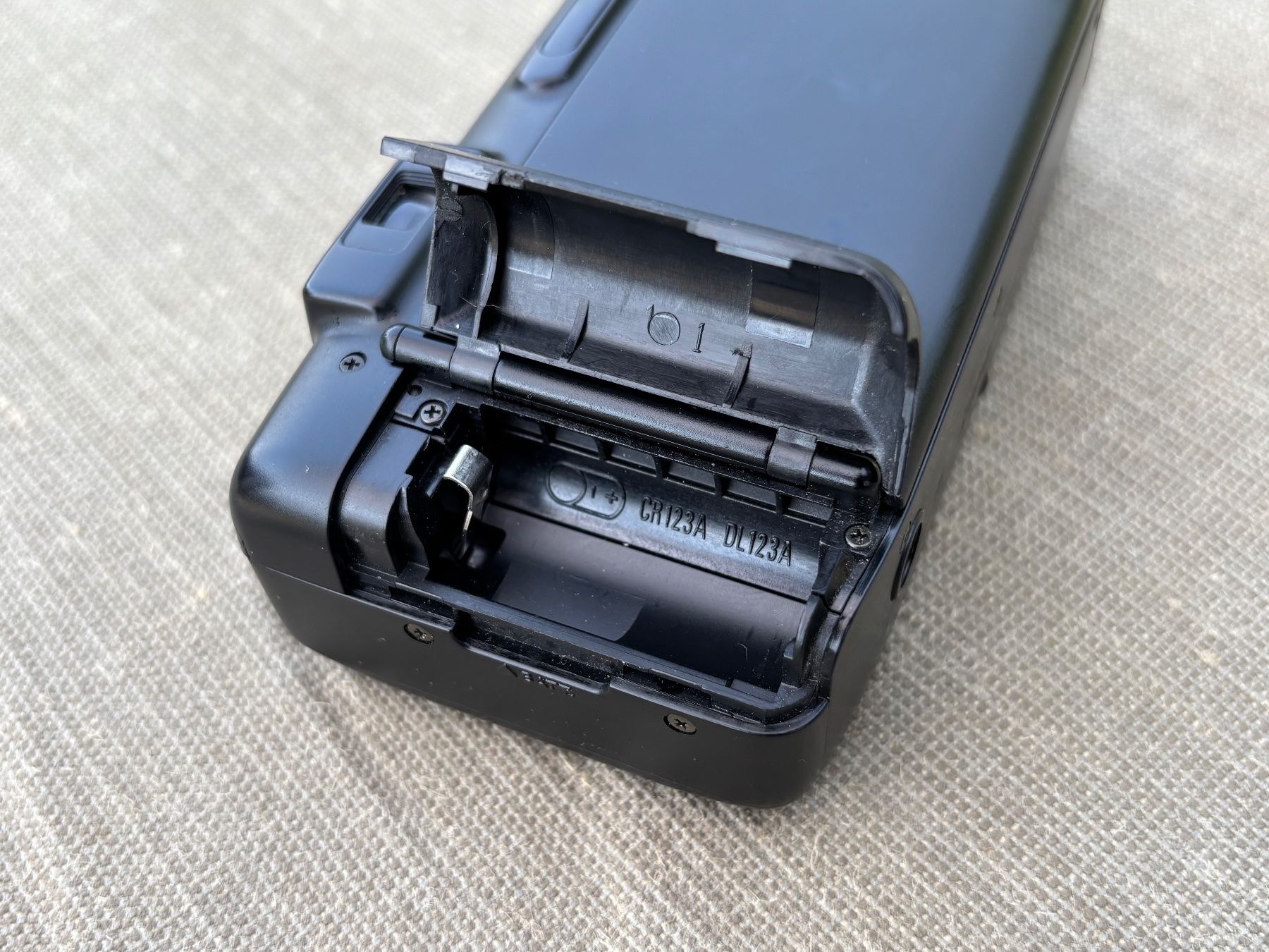Nikon Fotocamera: Nikon Zoom 300 AF Kamera – Usato da Feldbach venduto da Olive1 9