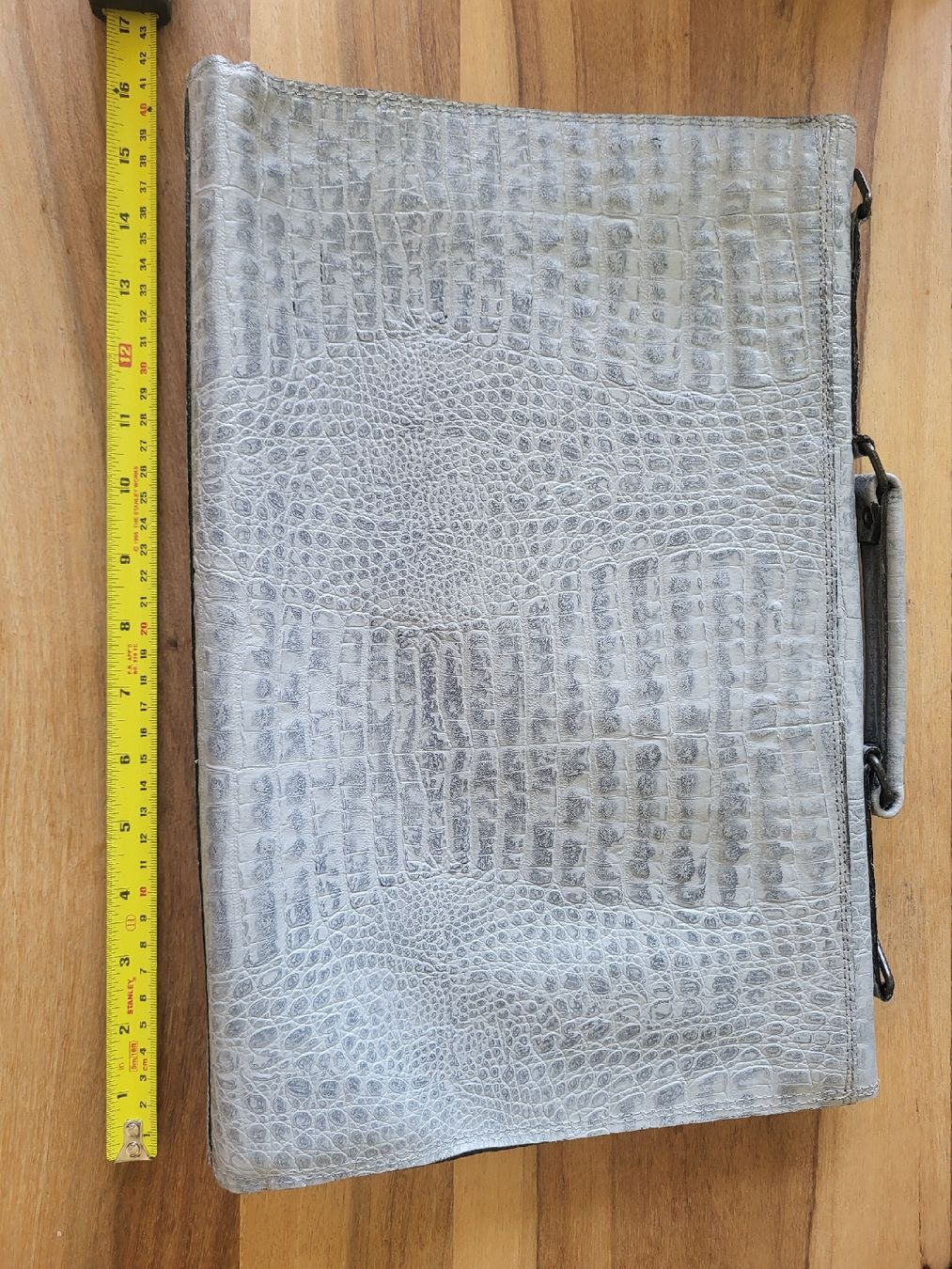 Borse da donna: Tasche krokoprint Grau  – Usato da Dübendorf venduto da rol_fm6d