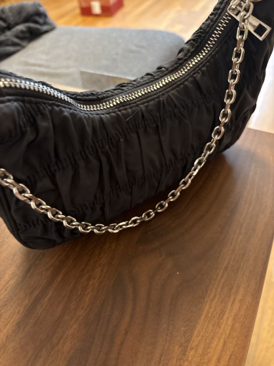 Sacs femmes: Berska Tasche – D'occasion à Zürich par fcold 1