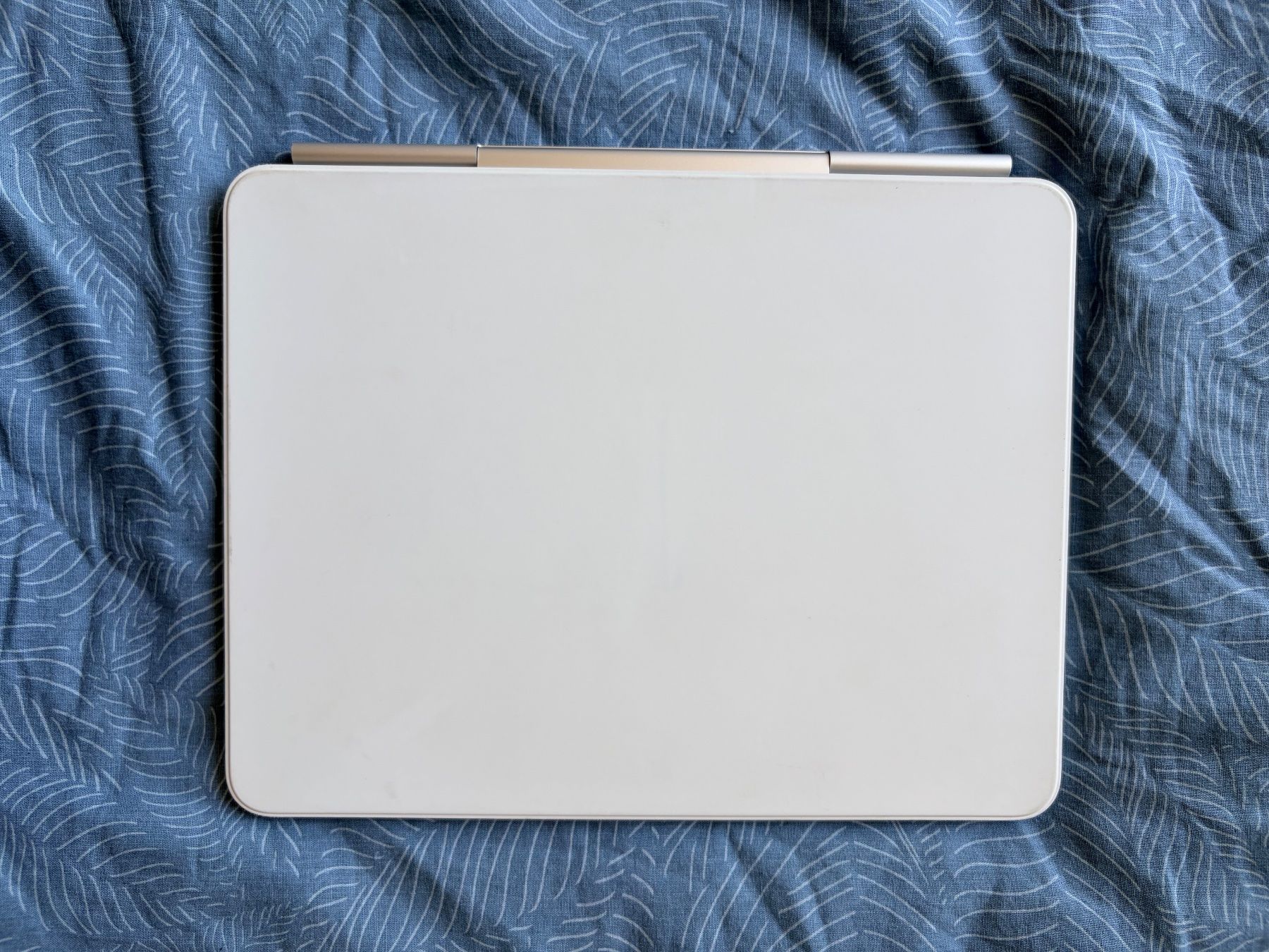 Apple Tastiere: Magic Keyboard White iPad Pro 13 – Usato da Ecublens VD venduto da ale_wyj5 1