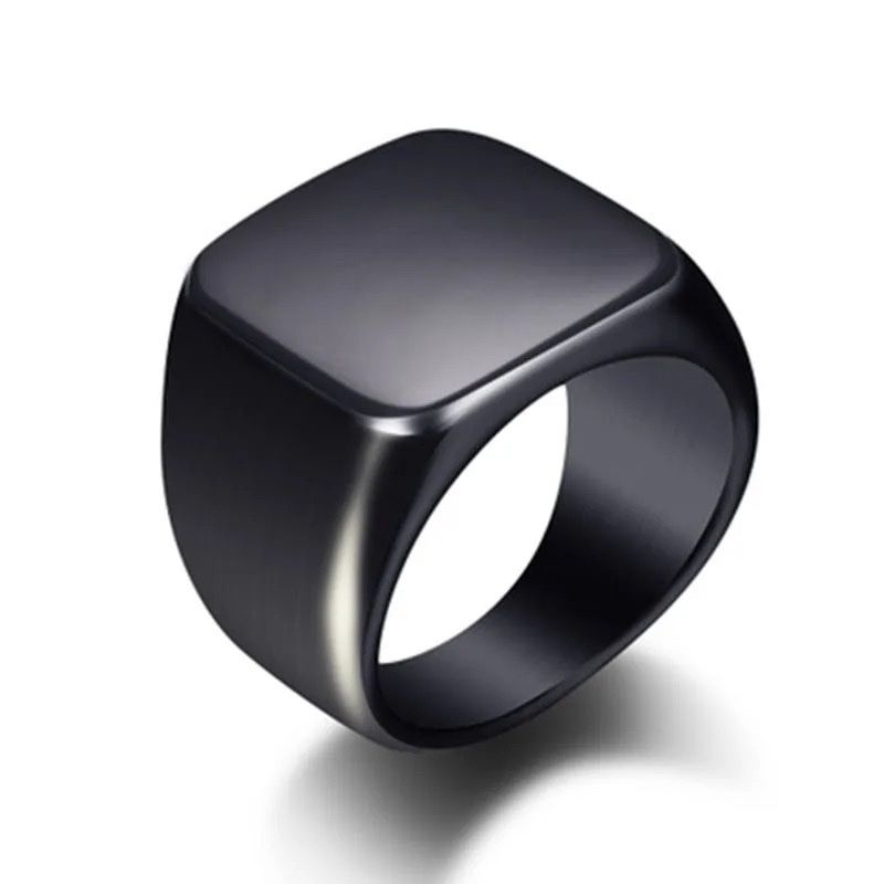 Anelli: Square Black Ring for Men – Nuovo e nell'imballaggio originale da Aarburg venduto da StavFashion