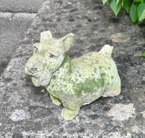 alte STEINFIGUR schottischer Terrier GARTENFIGUR länge 34cm