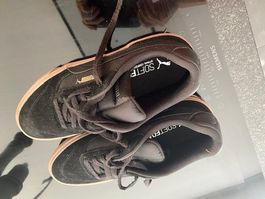 Puma Sneaker schwarz braune Sohle, sehr guter Zustand