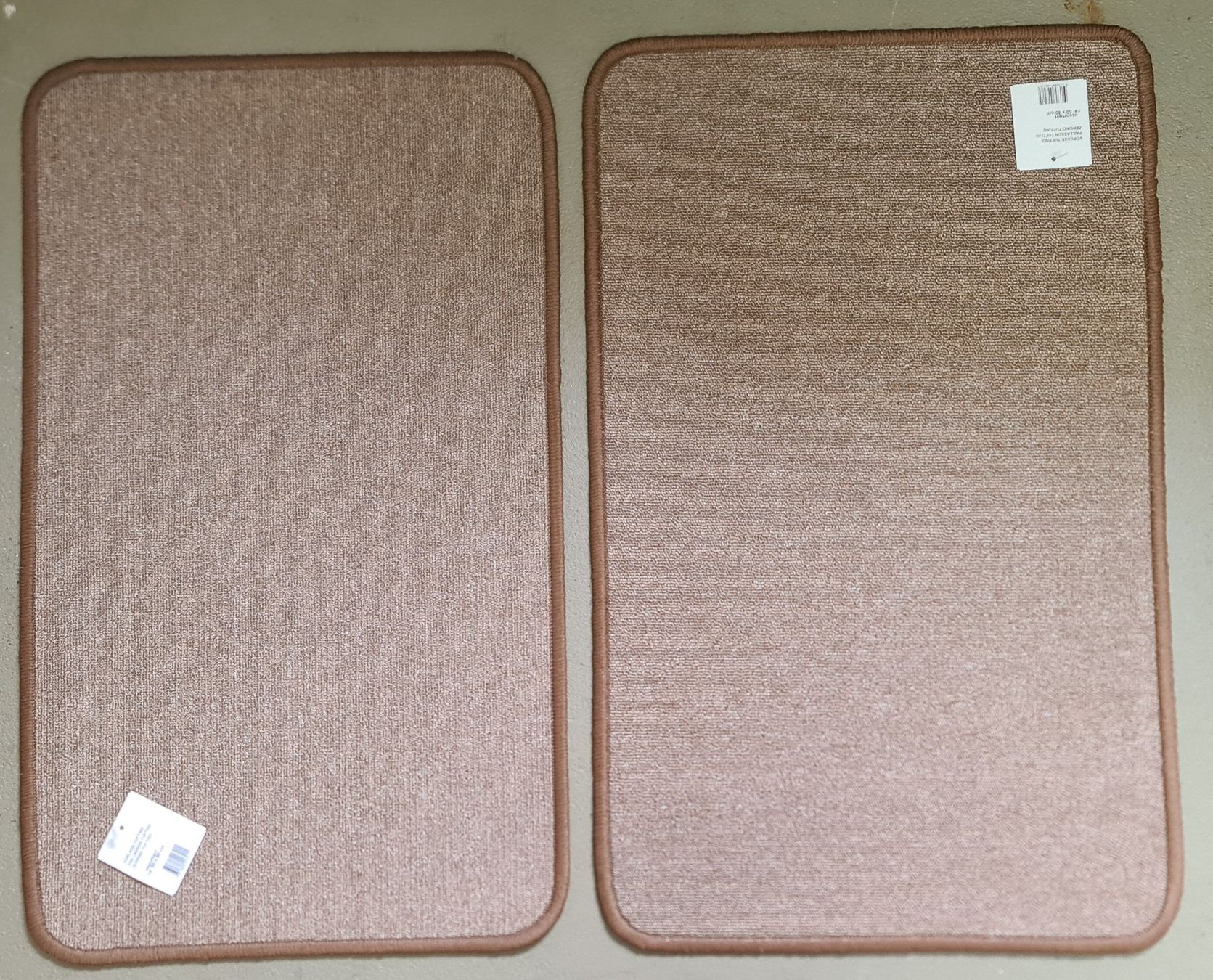 Teppiche: 2 Stk. Türvorlege Fussmatte Eingangsteppich 80x50cm – Neu und originalverpackt aus Uerkheim von Kaufoption