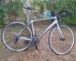 Trek Madone Carbon Rennrad | 52 cm | SRAM Rival | Bontrager