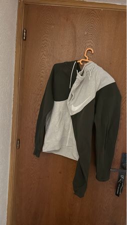 Nike Trainingsanzug Grau/dunkelgrün- Top Zustand, Grösse xs