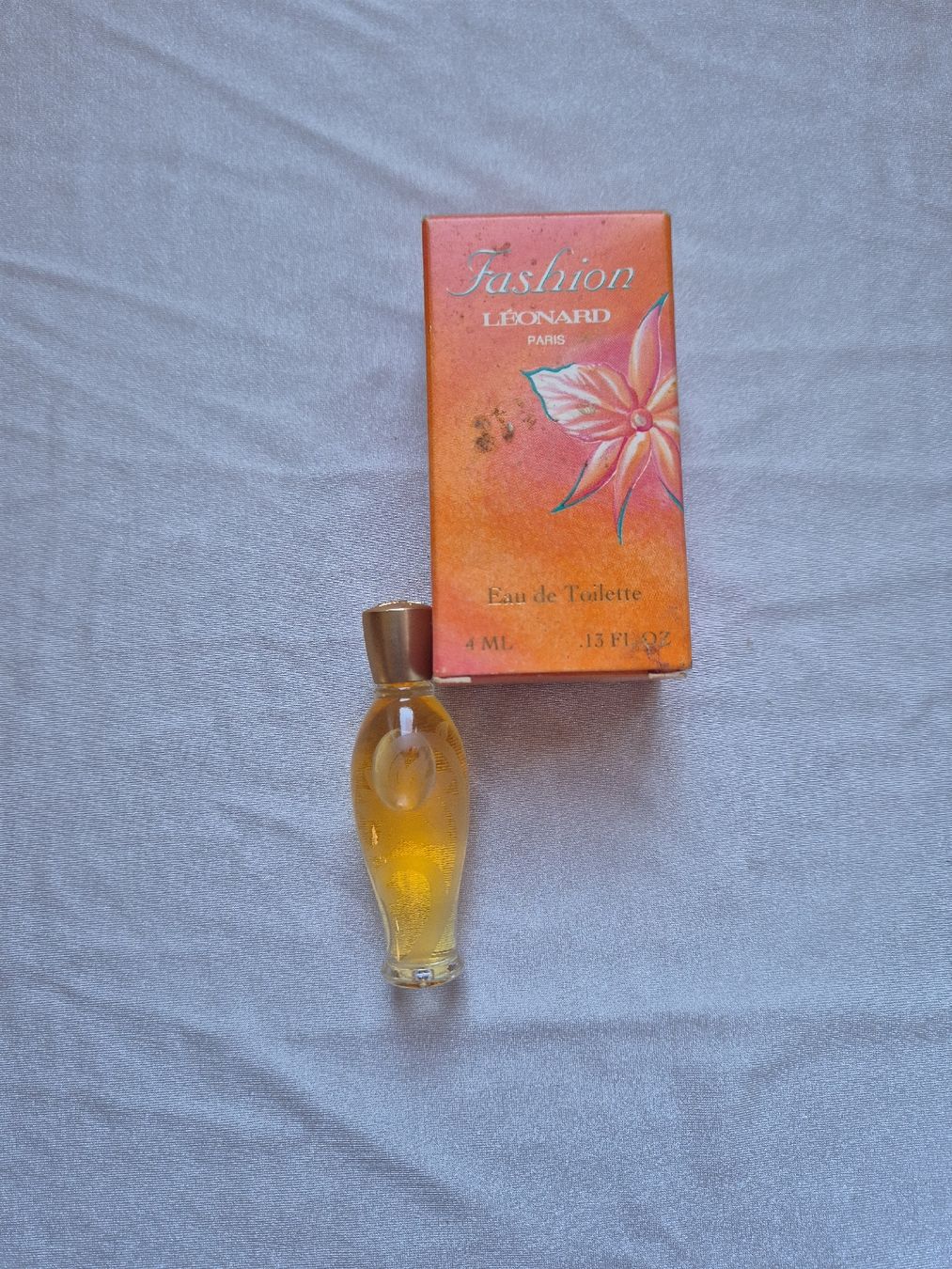 Parfum & Eau de Toilette: Miniature  Fashion de Léonard Paris – Gebraucht aus Genthod von Lenas9