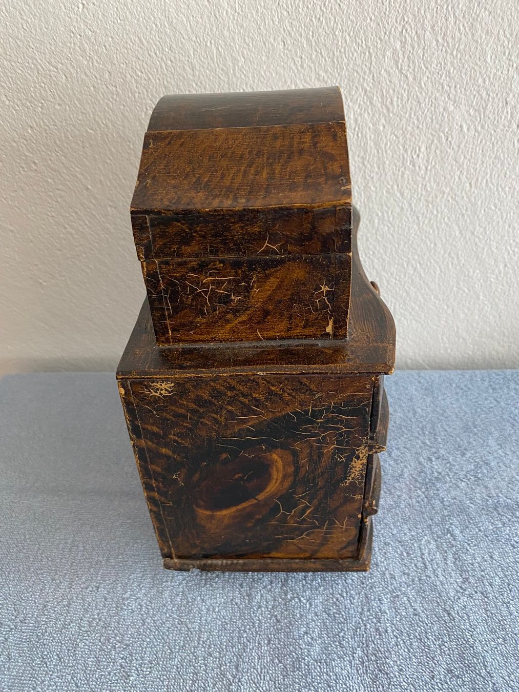 Cassettiere: ANTIKE MODELLKOMMODE 18. / 19. JAHRHUNDERT ab 275.- – Usato da Berschis venduto da Mosch 2