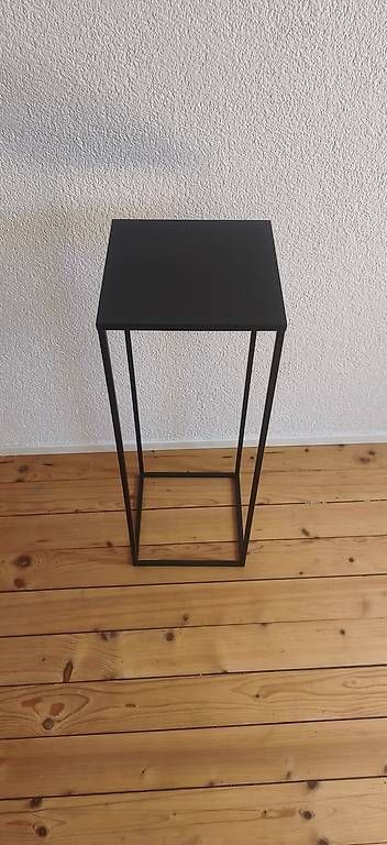 Altro per la casa: Elegante Pflanzenständer aus Metall | Einzeln oder als Set – Usato da Schaffhausen venduto da wanno 2