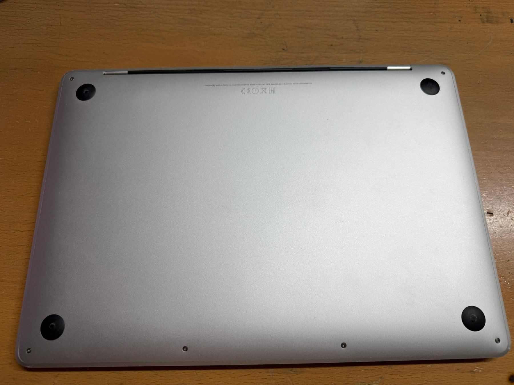 Apple Notebook: MacBook Pro "Core i5" 2.0 13" Late 2016 – Difettoso da Au SG venduto da bah_6f5w 1