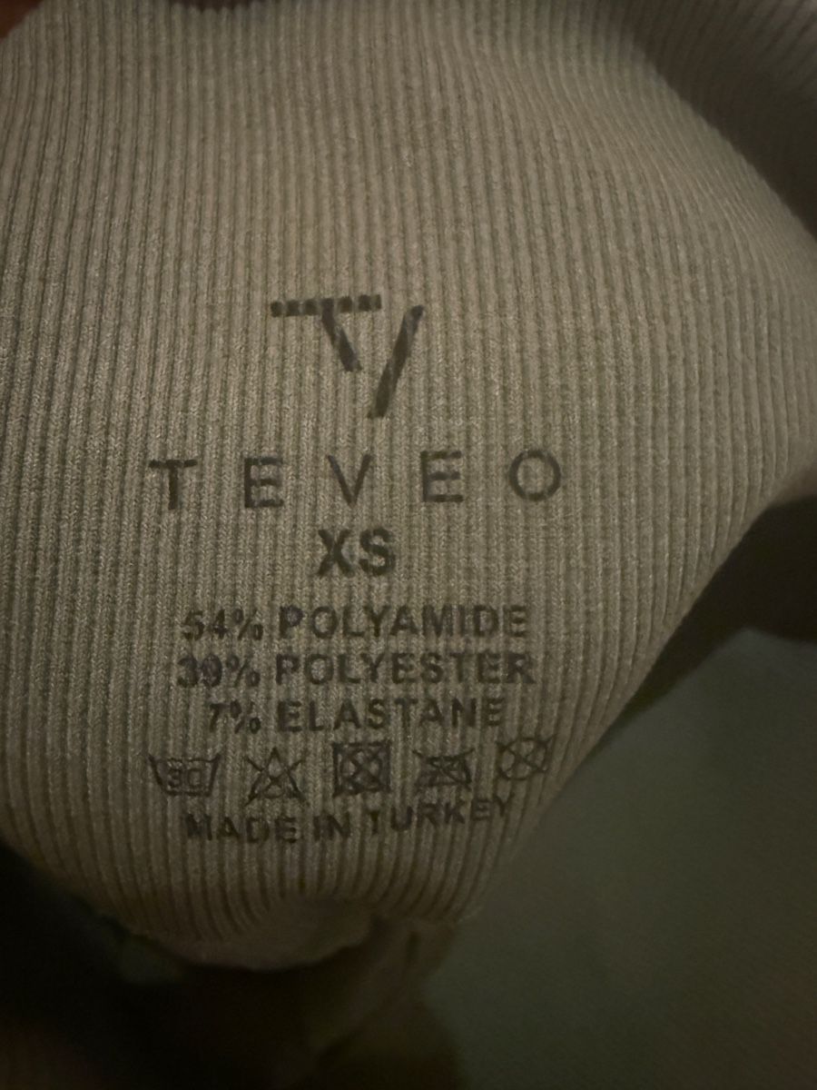 Teveo Leggings: Teveo Shorts XS – Usato da Bözberg venduto da Lilipzl 2