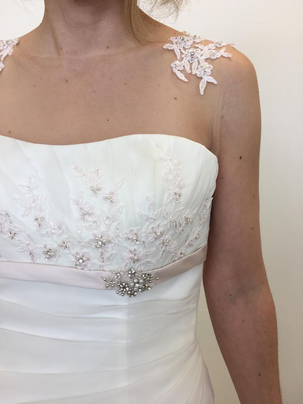 Kleider: Traumhaftes Brautkleid, Gr. 38 – Gebraucht aus Langenbruck von sunflower26 2